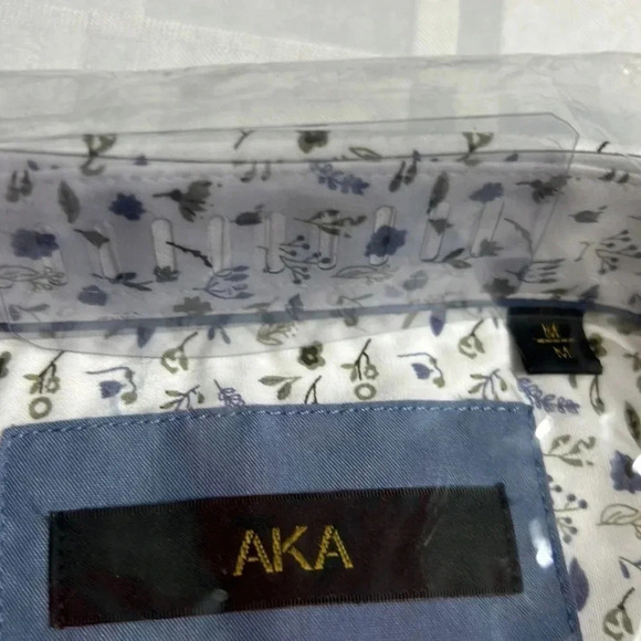 AKA, “also known as “ men shirt ,NWT,slim fit ,WHITE floral print,100 cotton, - Picture 11 of 12